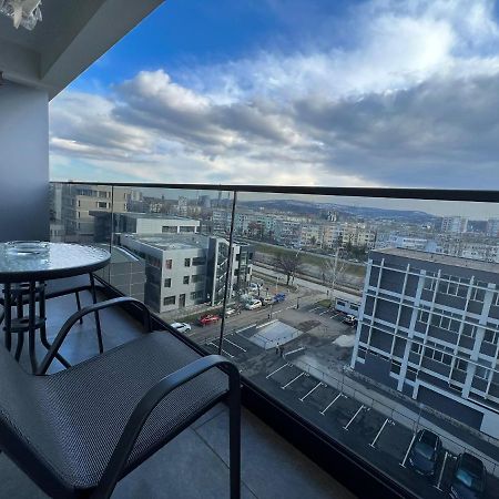 Perfect Host Palas Centru Apartman Jászvásár Kültér fotó