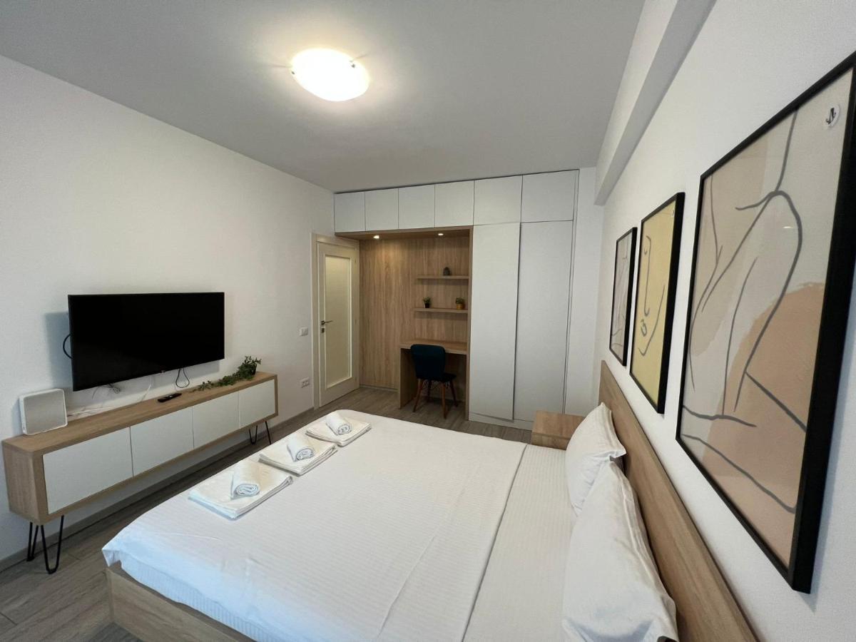 Perfect Host Palas Centru Apartman Jászvásár Kültér fotó